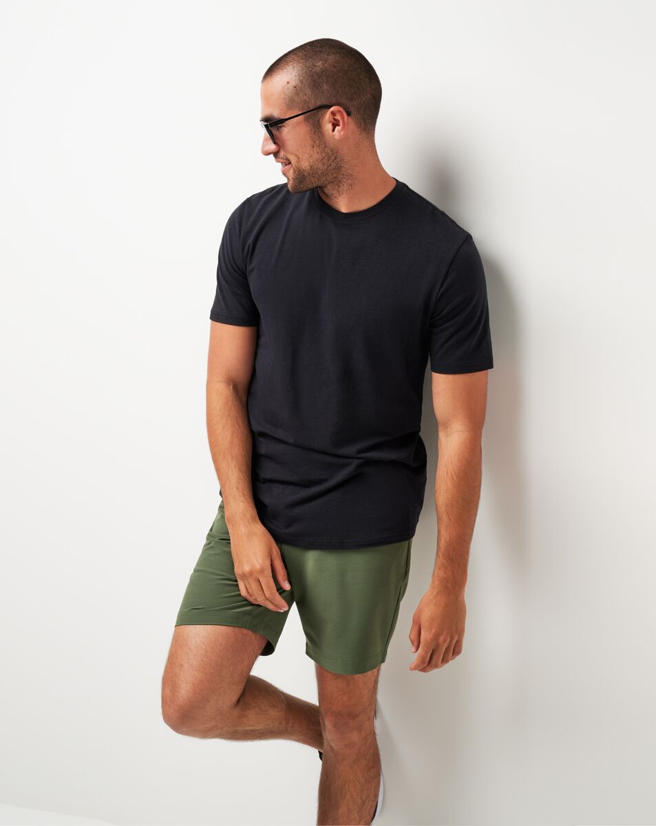 TECH CHINO SHORT 8IN 5
